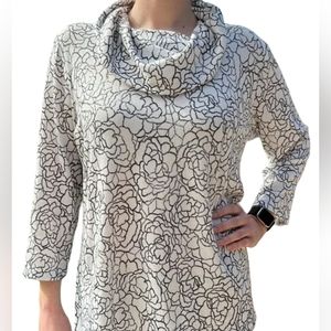 NWT Emily Daniels Black/White Floral Sweater